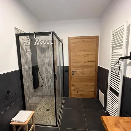 Alojamento de Acomodação e Pequeno-almoço La Pineta Nel Borgo