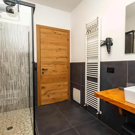 La Pineta Nel Borgo 4* Ravena